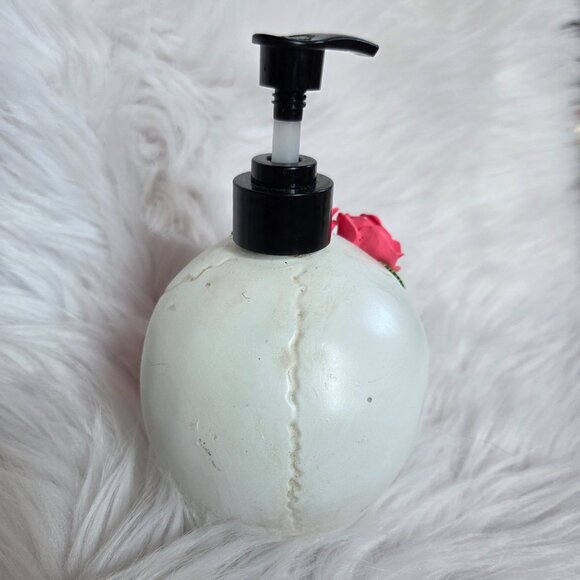 Halloween 2 Pumpkin Light Up 2 Cat Pillowcases Bloody Garland Soap Dispenser - Picture 14 of 16